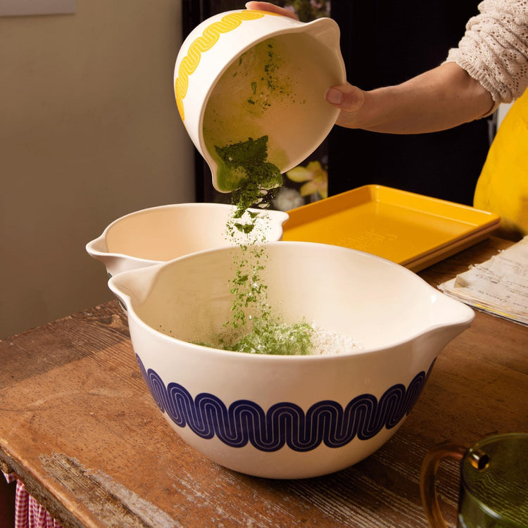 Great Jones Stir Crazy (Classic) | 3-Piece Stackable Ceramic Mixing Bowl Set | Dishwasher, Freezer & Microwave-Safe | Perfect for Baking, Serving & Mixing | Nesting Design for Easy Storage