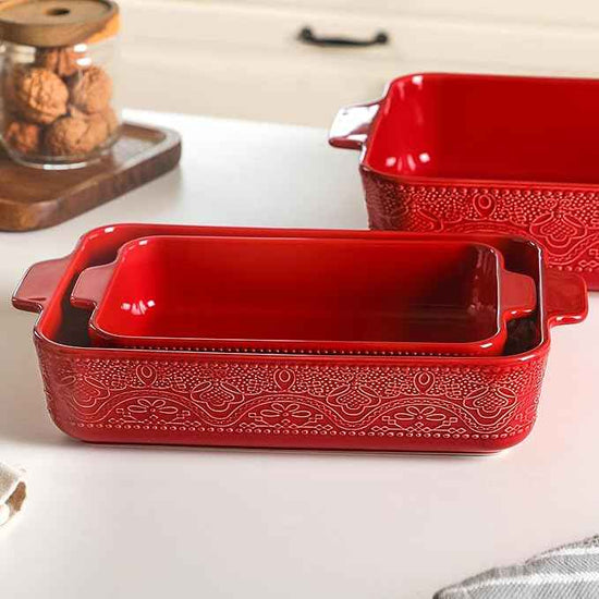 Ceramic Baking Dish Set of 3, Casserole Dishes for Oven, Ideal for Baking, Stewing, Roasting, and Holiday Feasts. The Gift for Mother's Day, Thanksgiving, Christmas, or Housewarming(Christmas Red）