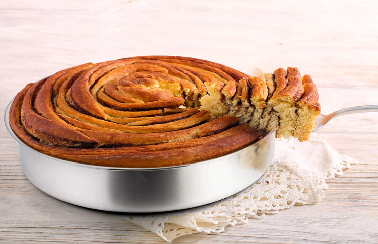 11 Inch Round Cake Pan Set of 3 (3 Count)