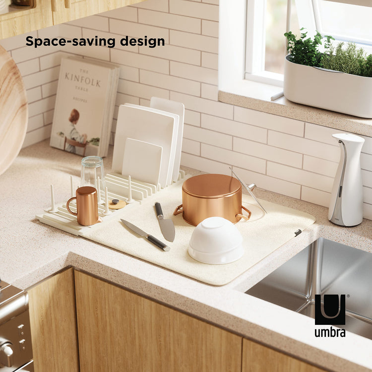 Udry Dish Rack with Movable Pegs and Microfiber Drying Mat