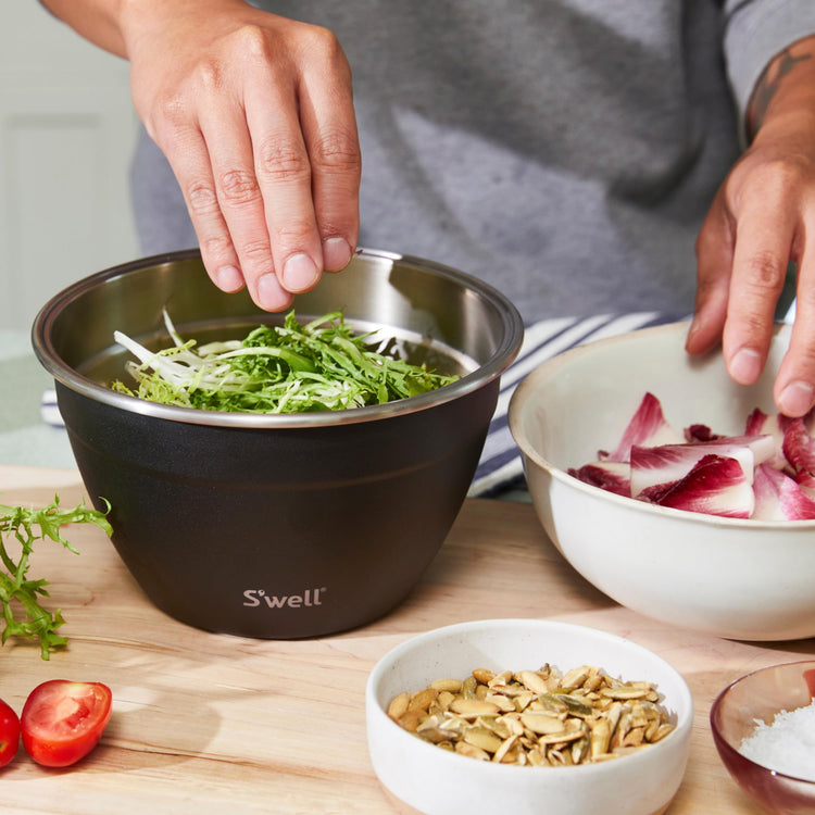 S’well Stainless Steel 64oz Salad Bowl Kit in Onyx