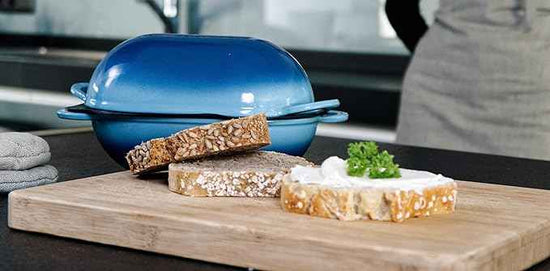 LoafNest: No-Knead Artisan Bread Kit. Incredibly easy! Cast Iron Dutch Oven [2 qt] and Perforated Non-Stick Silicone Liner.