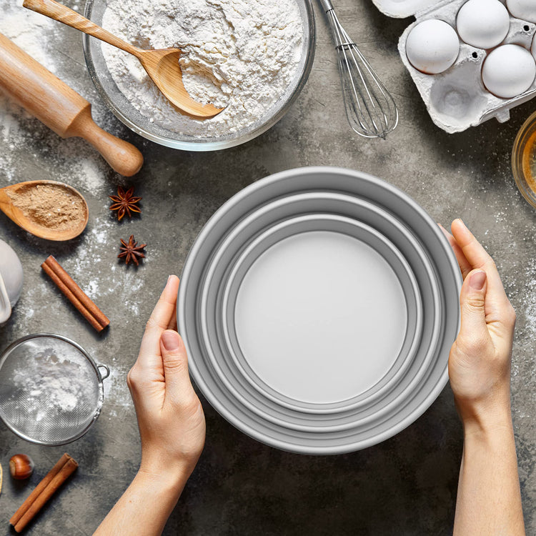 3 Piece Round Cake Pan Set