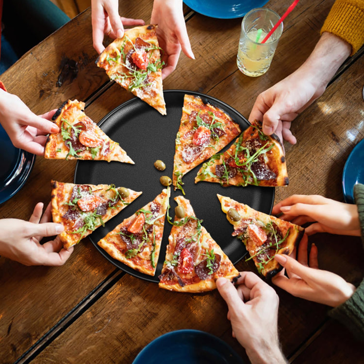 13.5 Inch Pizza Pan Set of 2 (2 Count)