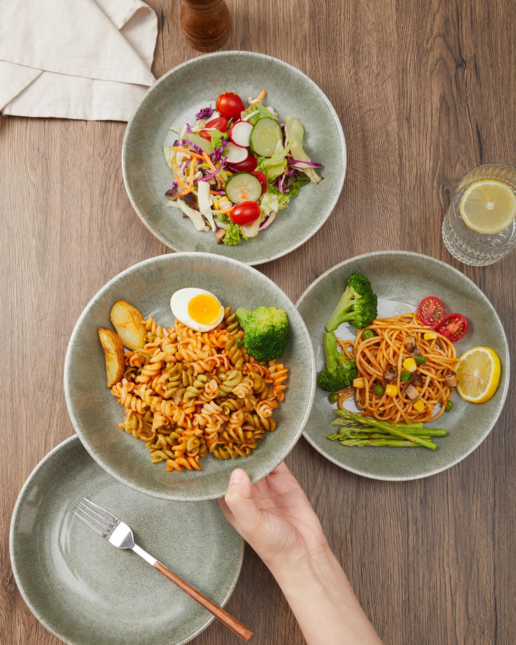 Stoneware Dinnerware Sets for 4 (16 Count)