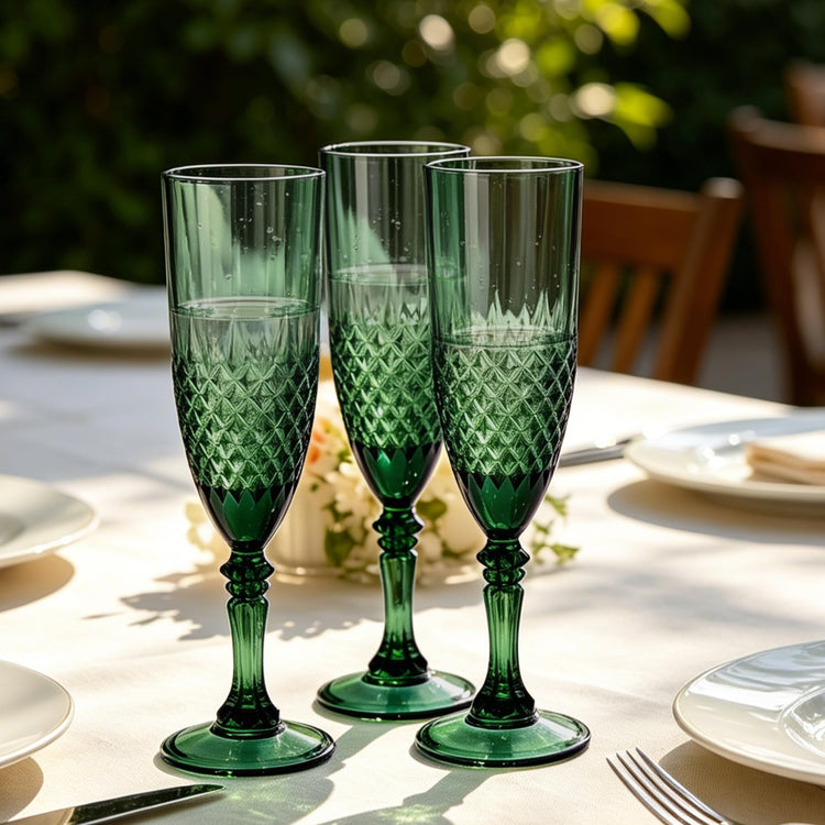 24 Pack Plastic Champagne Flutes (24 Count)