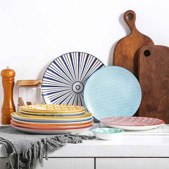 Selamica Ceramic Dinnerware Sets for 6, 18 Pieces Plates and Bowls Set, Scratch Resistant Dishes Set, Dishwasher&Microwave Safe, Assorted Colors