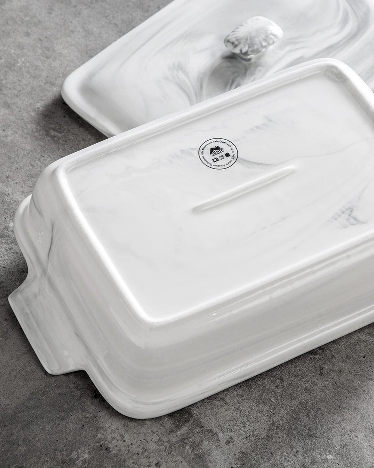3.4 Qt Casserole Dish with Lid