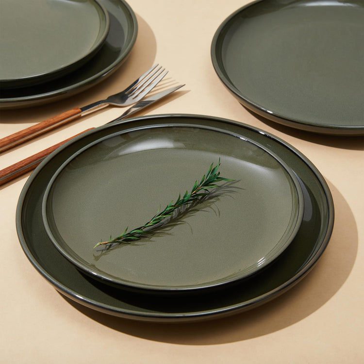 Stoneware Dinnerware Sets for 4