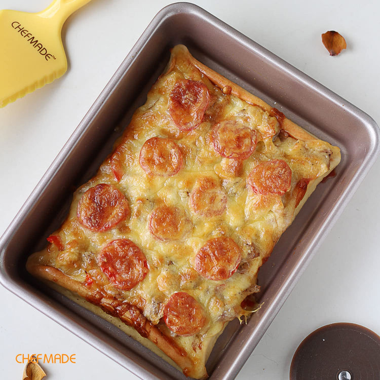 8.7 Inch Rectangle Cake Pan