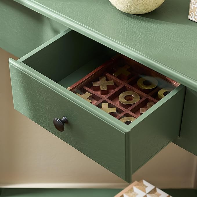 SAFAVIEH Home Collection – Gomez Dusty Green Corner Table, 1-Drawer Space-Saving Triangle Accent Table, Classic Turned-Leg Design (AMH5709J)