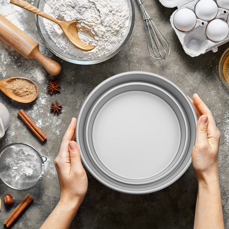 Round Cake Pans