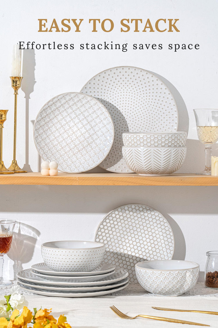 24 Piece Ceramic Dinnerware Set (24 Count)