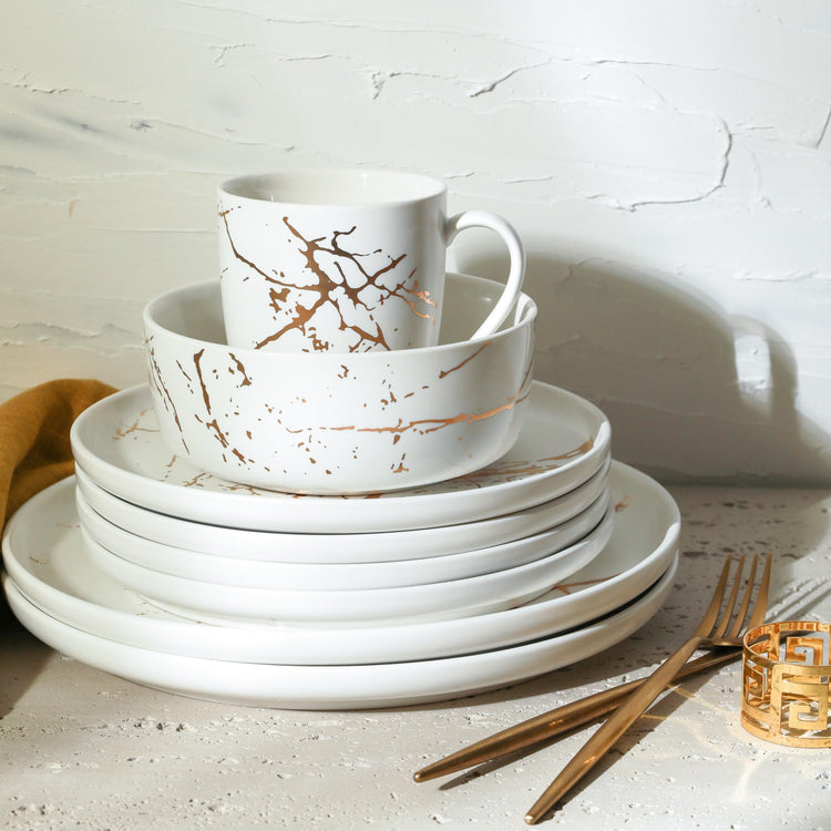 Porcelain 16 Piece Dinnerware set (16 Count)