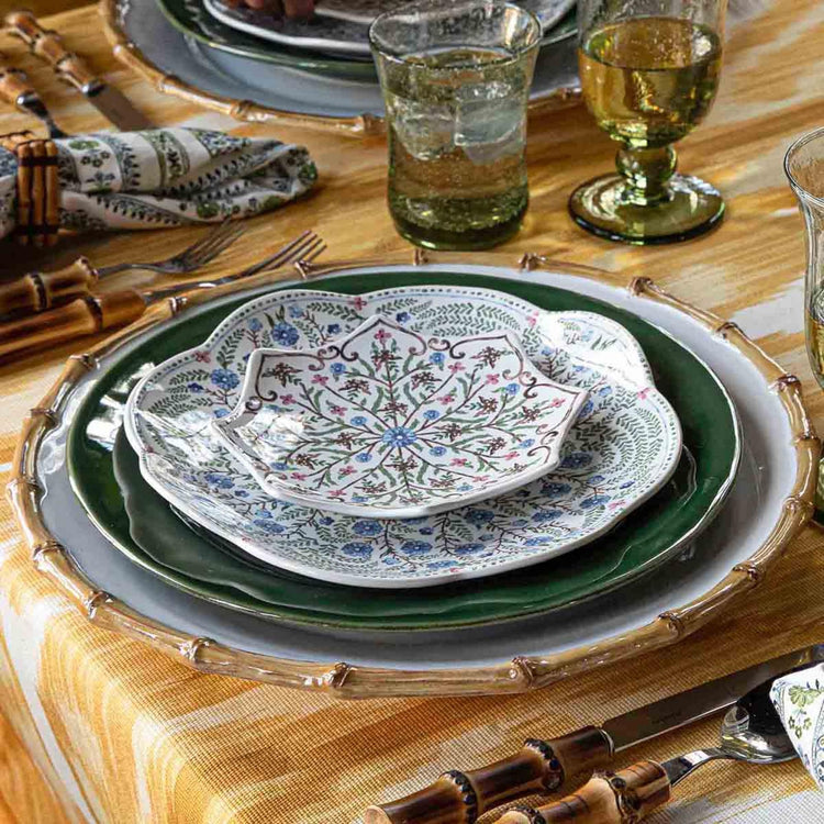 Villa Seville Place Setting (4 Count)