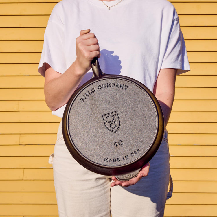 No.10 Large Cast Iron Skillet