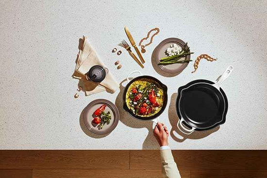 Le Creuset Enameled Cast Iron Signature Iron Handle Skillet, 10.25", White