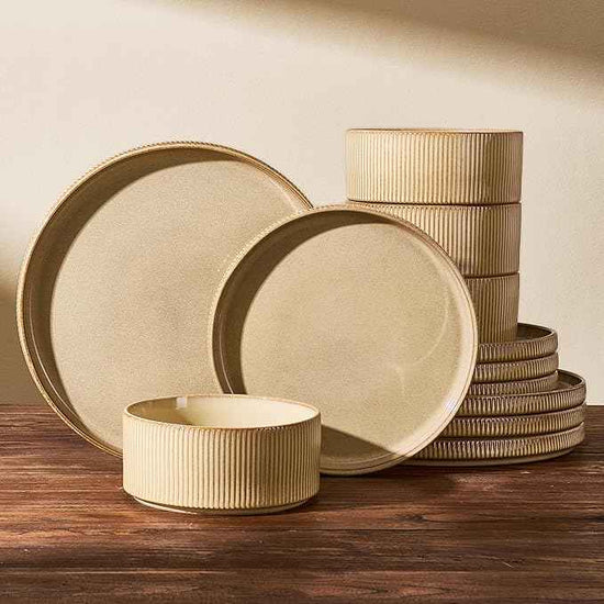 Stoneware Dinnerware Sets, Handcrafted Double Reactive Glaze Plates and Bowls for Everyday & Formal Dining, Microwave & Dishwasher Safe, Scratch Resistant Dishes Service for 4 (12-Piece), Cream