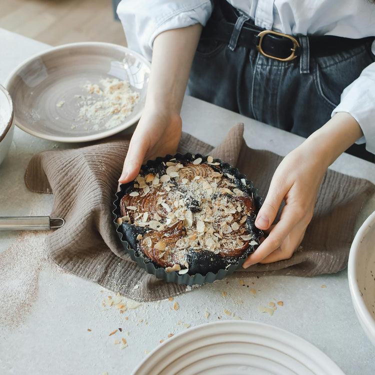 2 Pack 9.4 × 2 Inches Nonstick Tart Pan with removable bottom (2 Count)