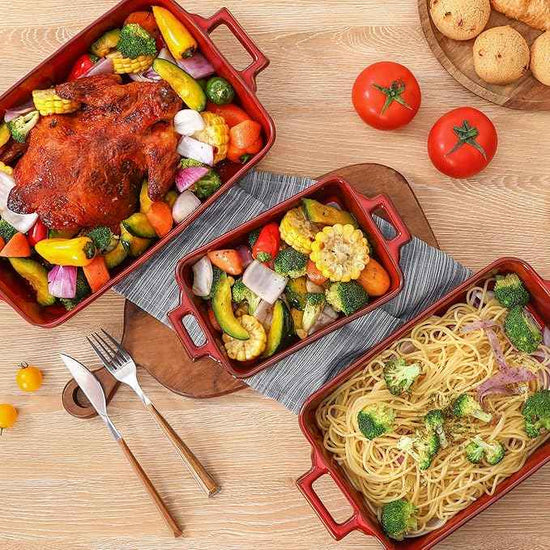VICRAYS Ceramic Bakeware Set, Porcelain Rectangular Baking Dish, Baking Pan Lasagna Pans Casserole Dish Set for Cooking, Kitchen, Cake Dinner, Banquet, 3 PCS, 15 x 8.5 Inches (Cherry Red)