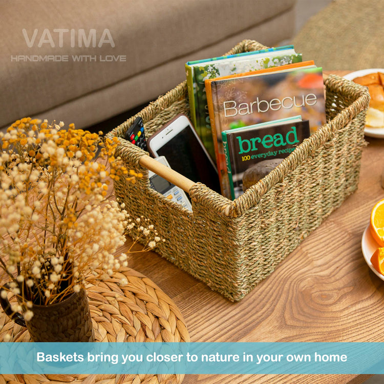 Natural Seagrass Basket with Wooden Handle (3 Count)