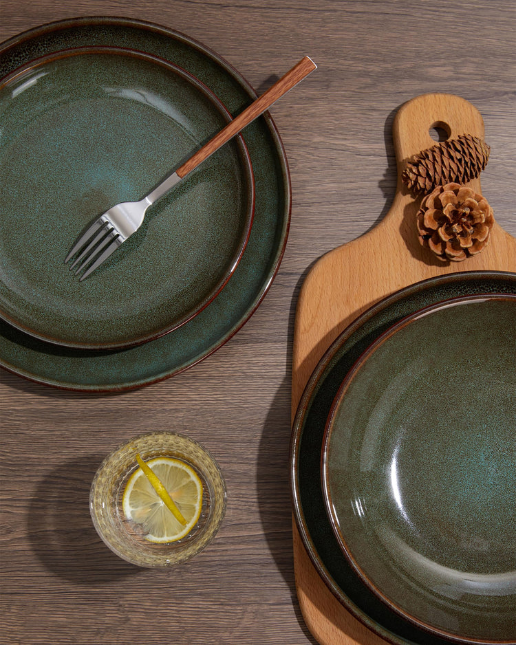 Stoneware Dinnerware Sets for 4