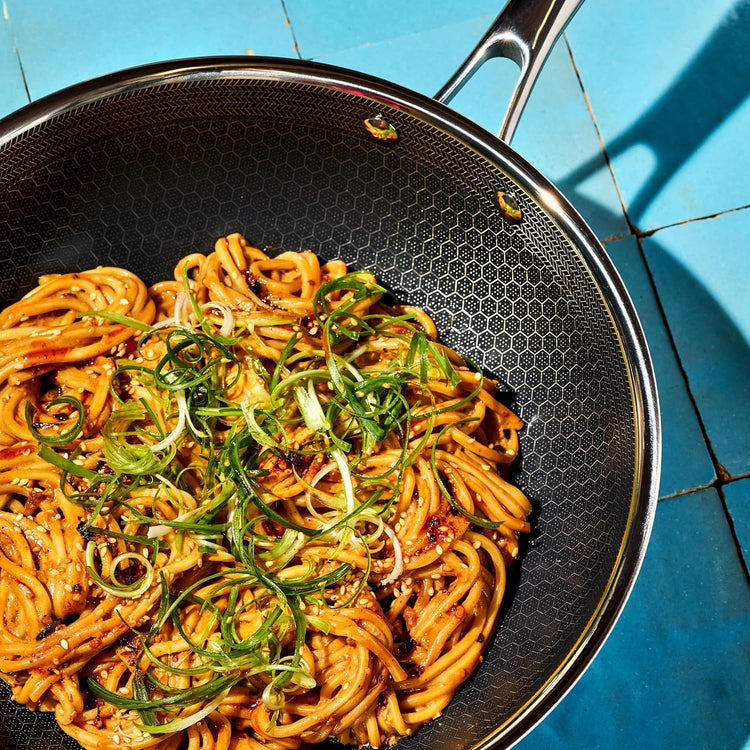 HexClad Hybrid Nonstick 10-Inch Wok, Stay-Cool Handle, Dishwasher-Friendly, Oven-Safe Up to 900°F, Induction Ready, Compatible with All Cooktops