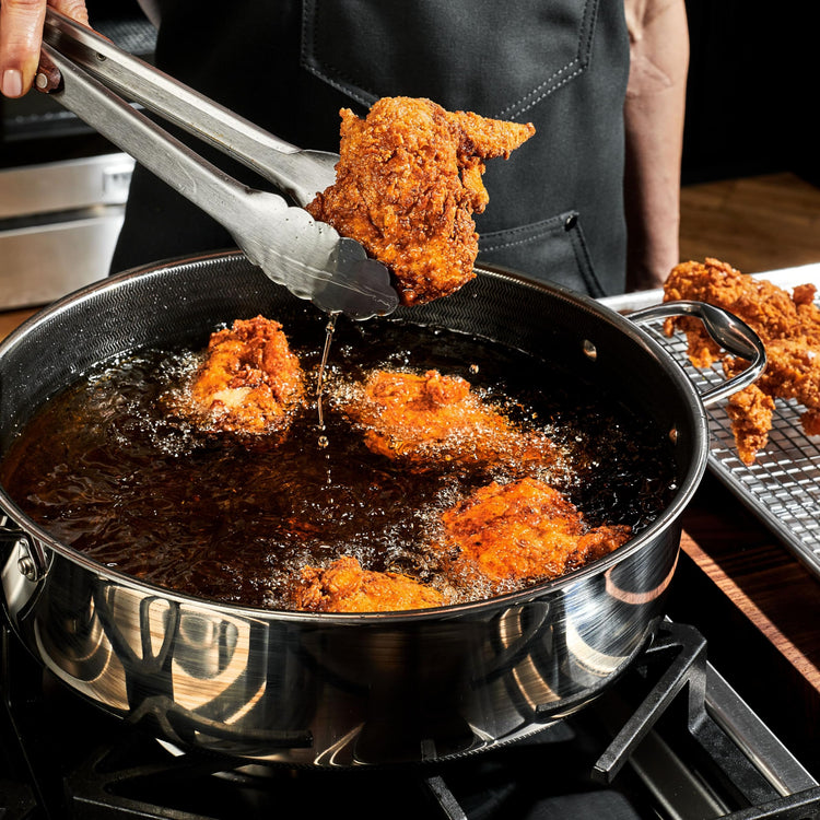 7 Qt Hybrid Nonstick Sauté Pan with Lid