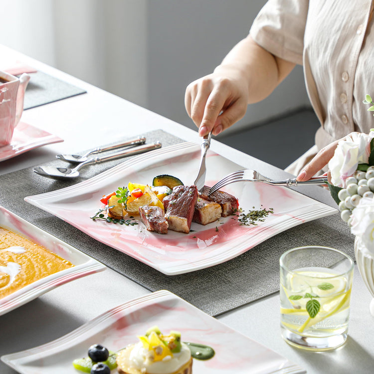 Dinnerware Sets