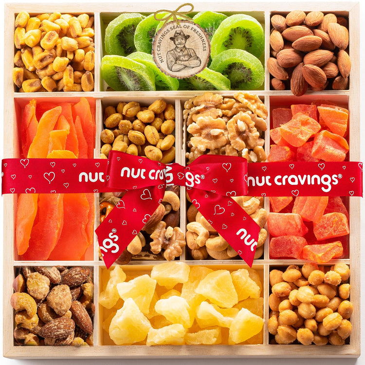 Dried Fruit & Mixed Nuts Gift Basket (32 Ounce)