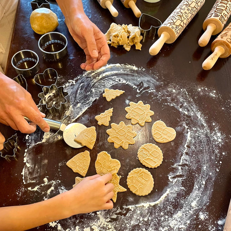 Embossing Rolling Pin VERONICA with Elegant Bloom Pattern