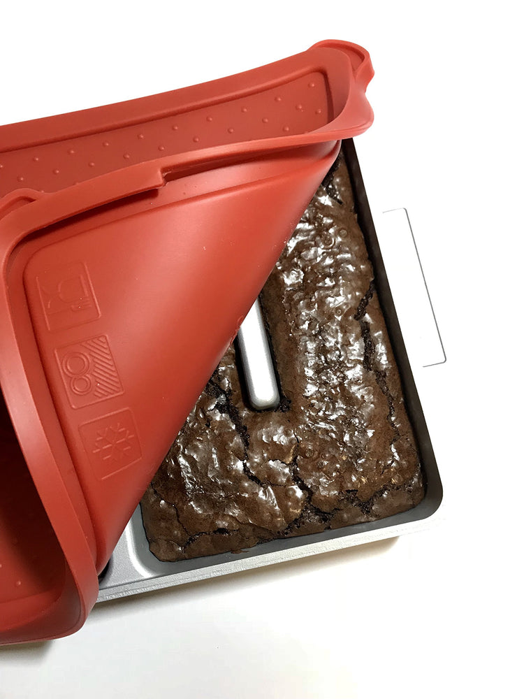 Original All Edges Brownie Pan including lid