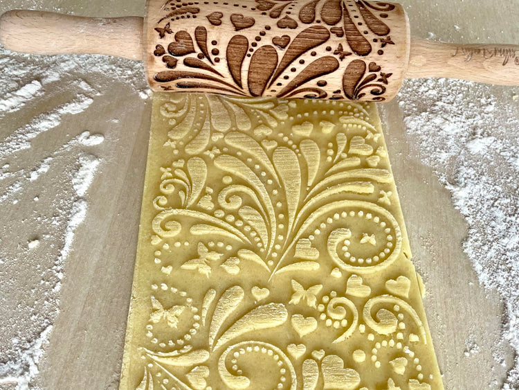 LOVELY DAY 3 KID Rolling Pin SET with HEART
