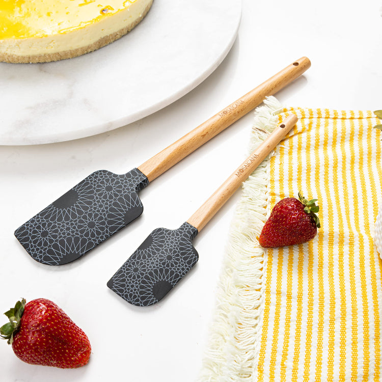 Silicone Spatula set of 2 with wooden handle and stunning pattern (2 Count)