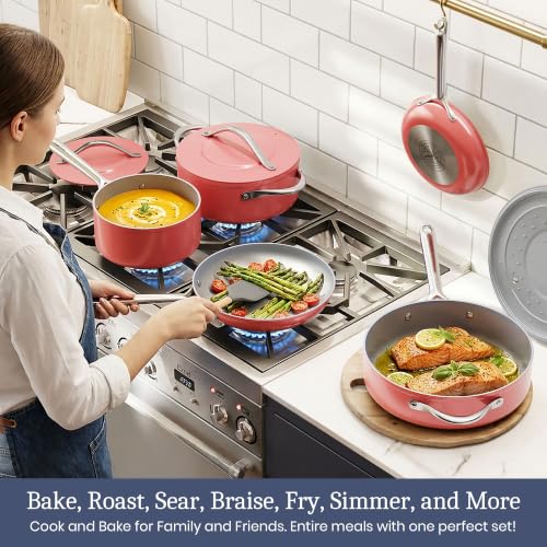 3.5 QT Ceramic Sauce Pan with Lid (Fusion Red)