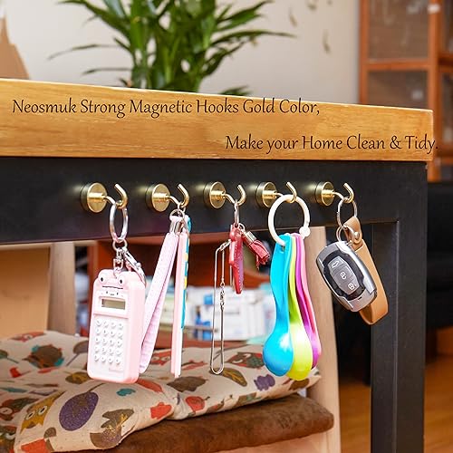 Magnetic Hooks (Gold / 0.83 inches)